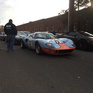 Yes, its a GT40. what a sight!