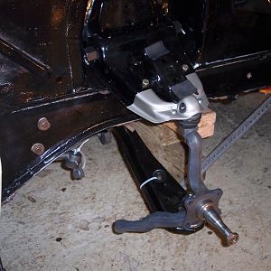 10/15/16 Installed the idler arm, & started assembling the front suspension on the r/s.