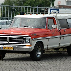 1972 F250 XLT Ranger Camper Special with Dutch plates