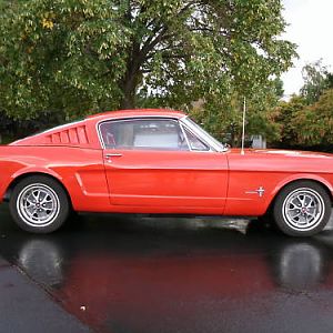 1965 mustang with top on