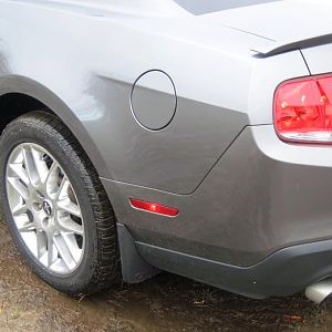 Raxion tail lamps and rear mud guards