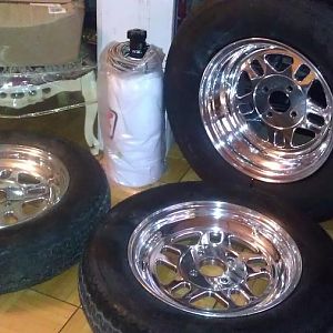 My brand spanking new Bogart Racing D10 wheels. Mounted with my brand new. Mickey Thompson Front Runners. And my new Mickey Thompson Drad Radials 275/