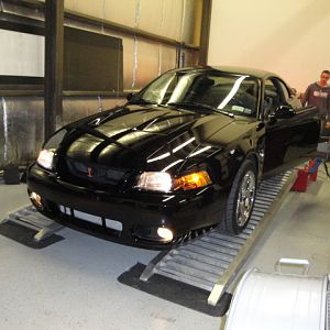 10.10.2009 Backing my car up onto the Dyno